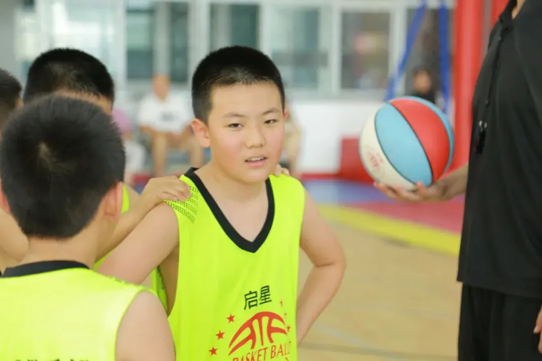 如何通过篮球训练提升自信心_2